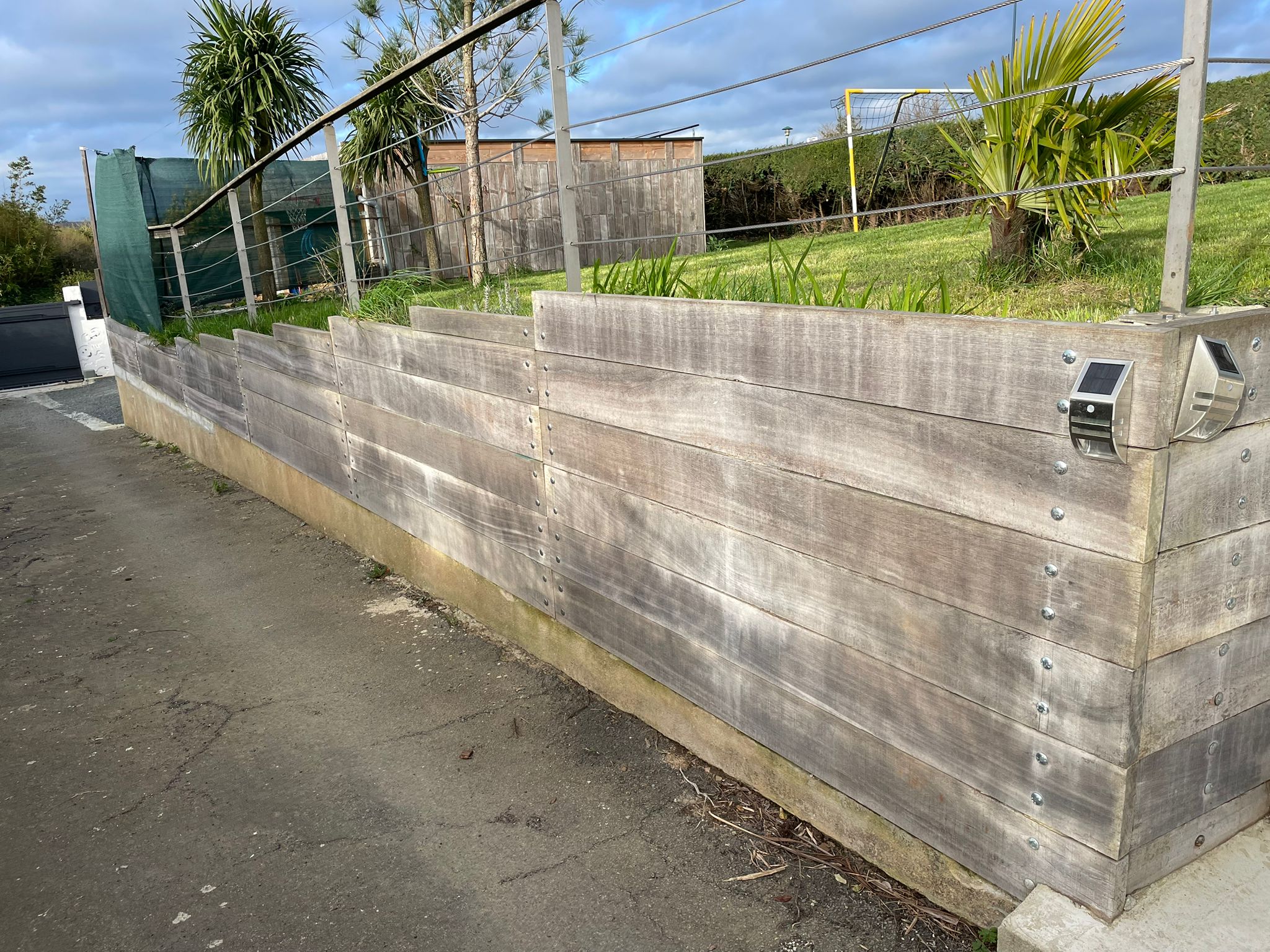Mur de soutènement en bois